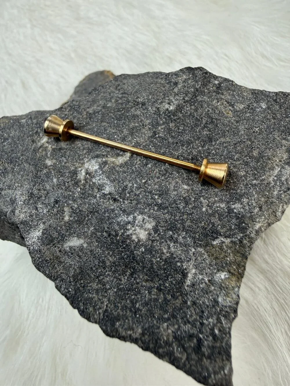 Vintage Unsigned Tie Stay Gold Tone Bar Twist Off End